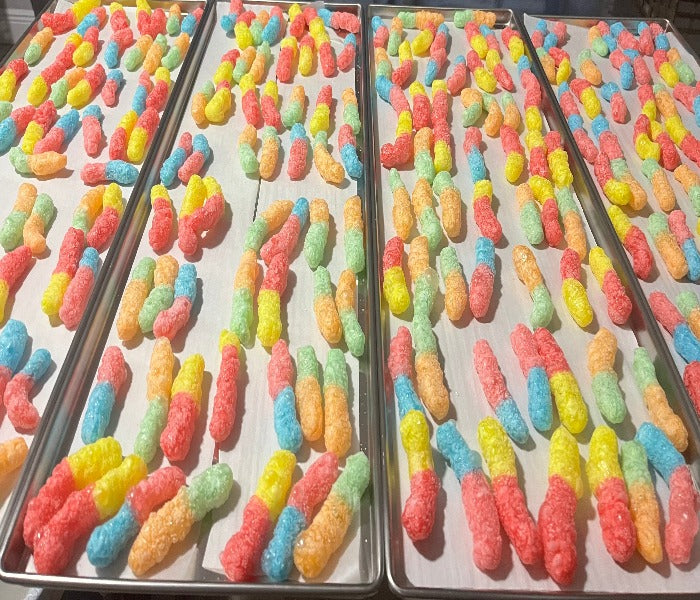 Frosty Sour Worms