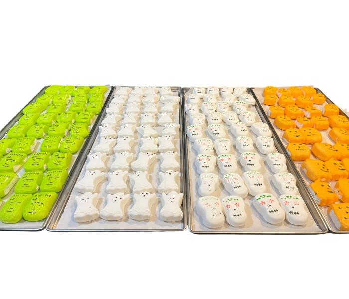 Frosty Halloween Mallows
